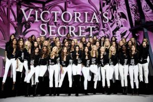 维多利亚的秘密2005~2018·附带花絮采访-铁虎资源网